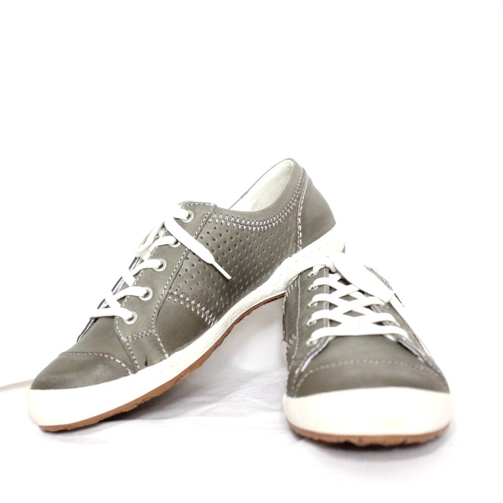 Stylish Gray Women's Sneakers